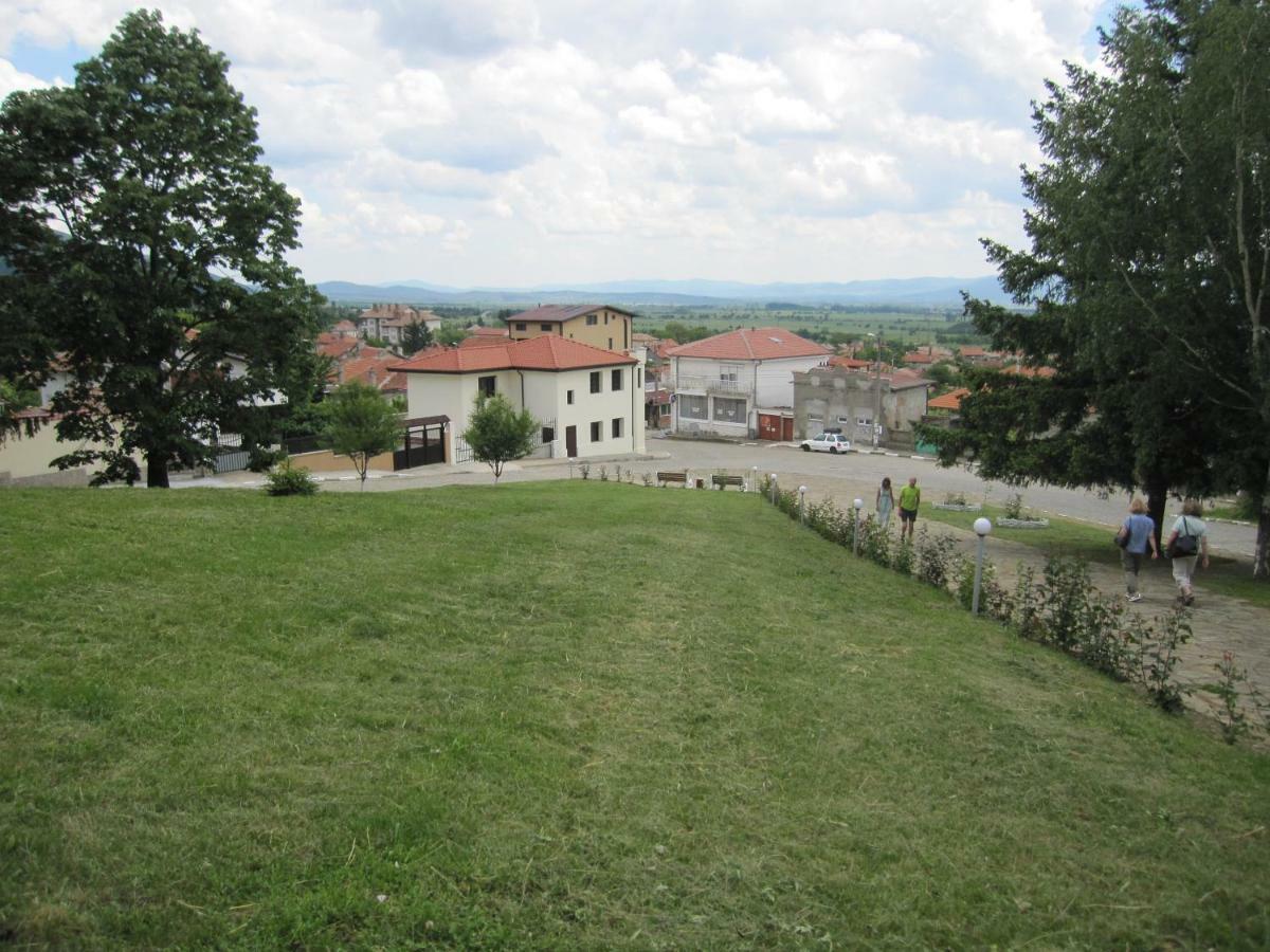 Gnezdo Studio Apart Schipka Exterior foto